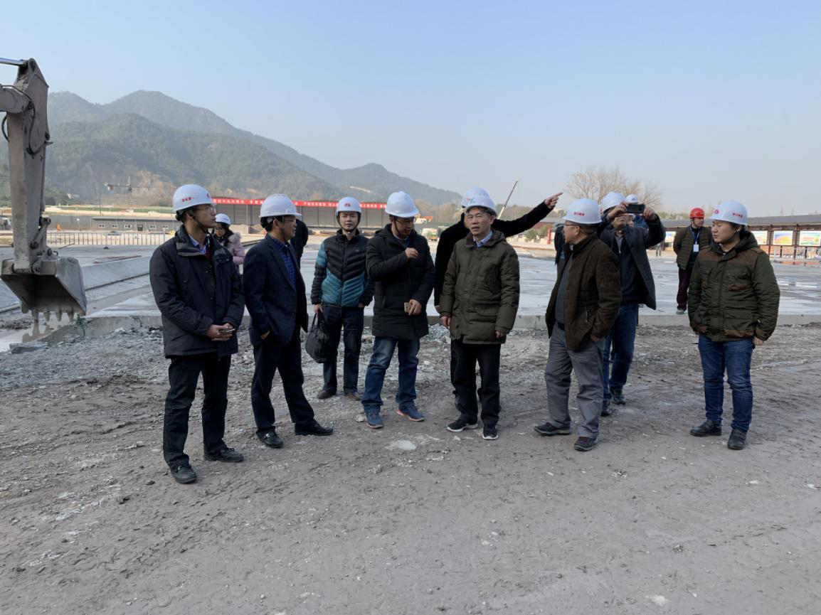 市建委副主任江小军一行赴江南线项目调研指导 - 公司新闻 - 杭州钱南原水有限公司