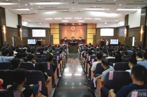 旁听庭审“零距离” 警示教育“面扑面” - 77779193永利官网新闻 - 杭州萧山情形集团有限公司